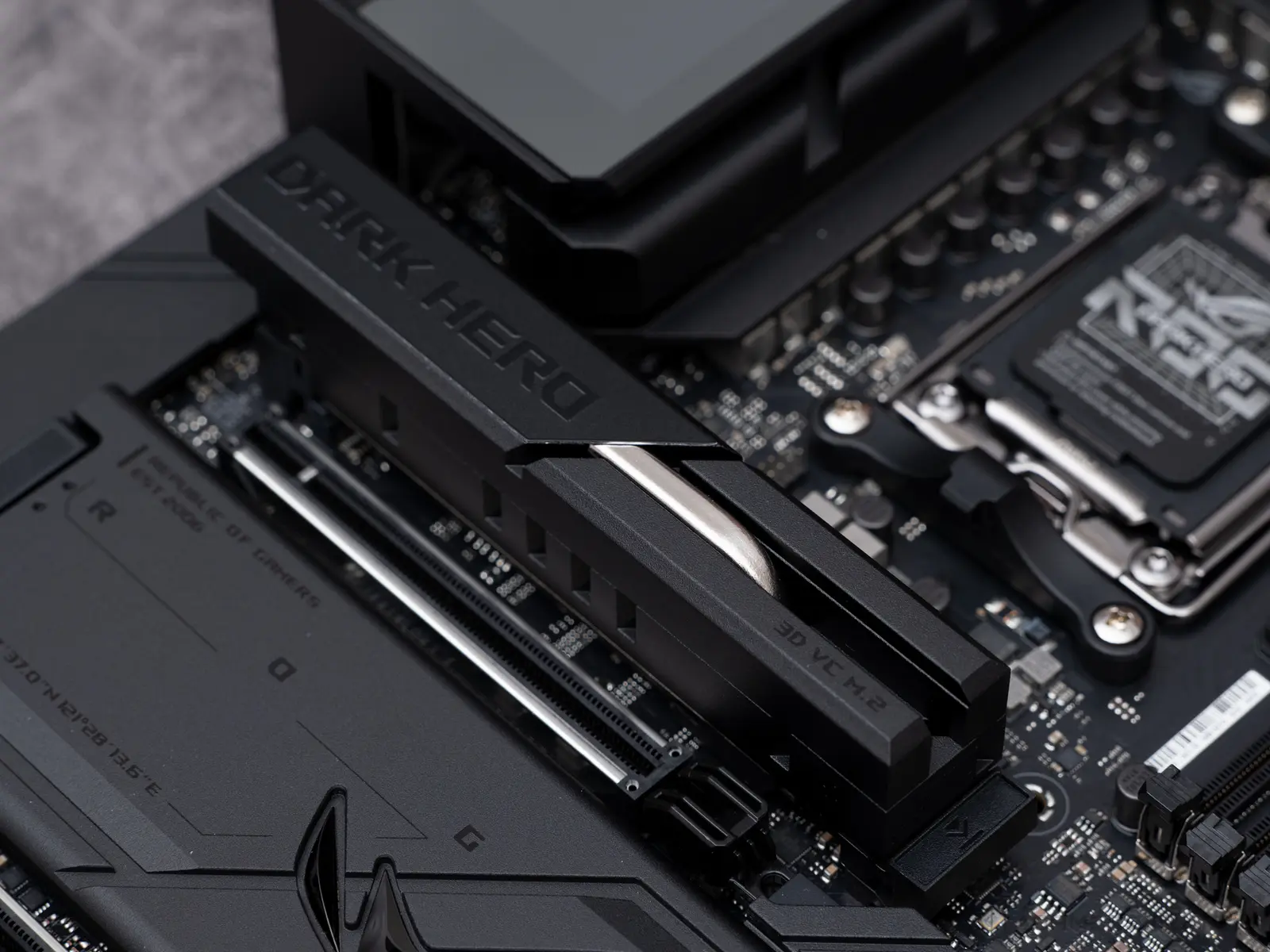 ASUS ROG Crosshair X870E Dark Hero