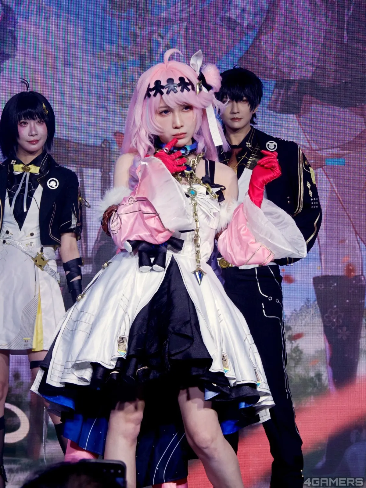 cosplay-wuthering-waves-2nd anniversary-21