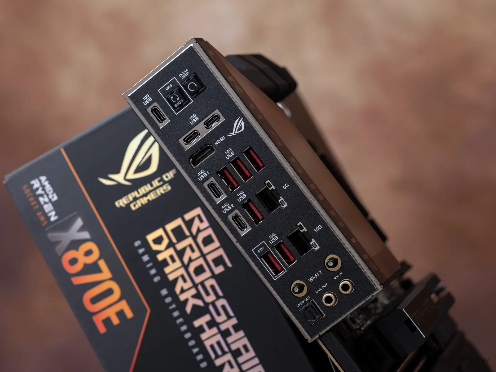 ASUS ROG Crosshair X870E Dark Hero