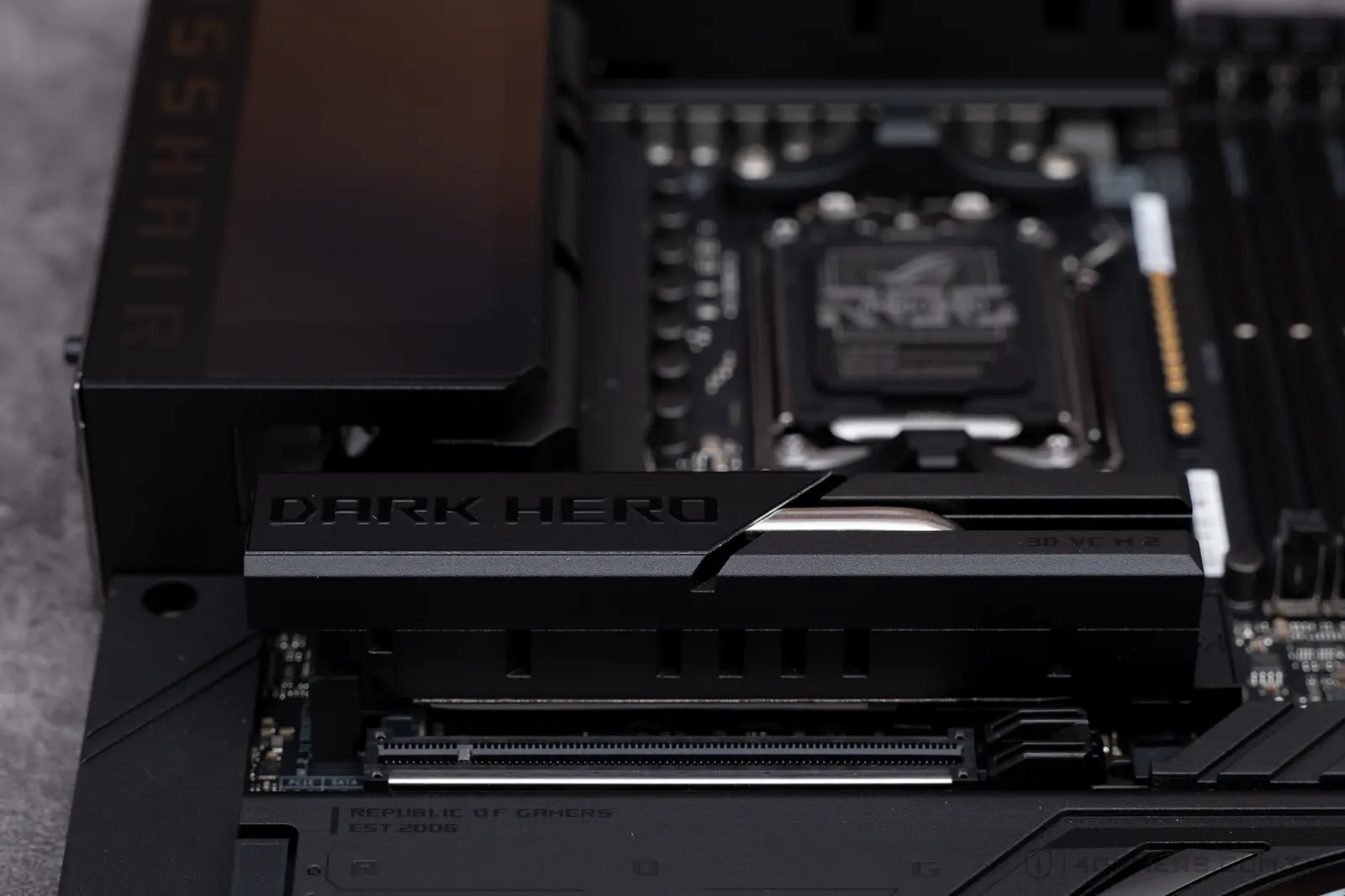 ASUS ROG Crosshair X870E Dark Hero