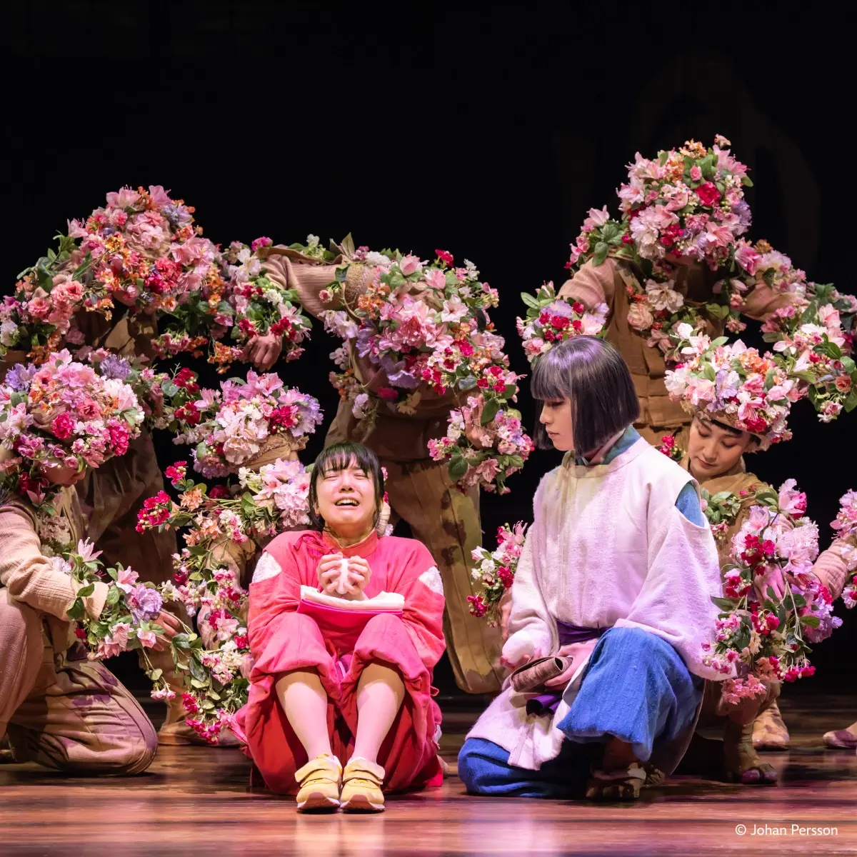 《神隱少女》舞台劇以超高還原度重現經典場景1。圖東寶演劇部提供