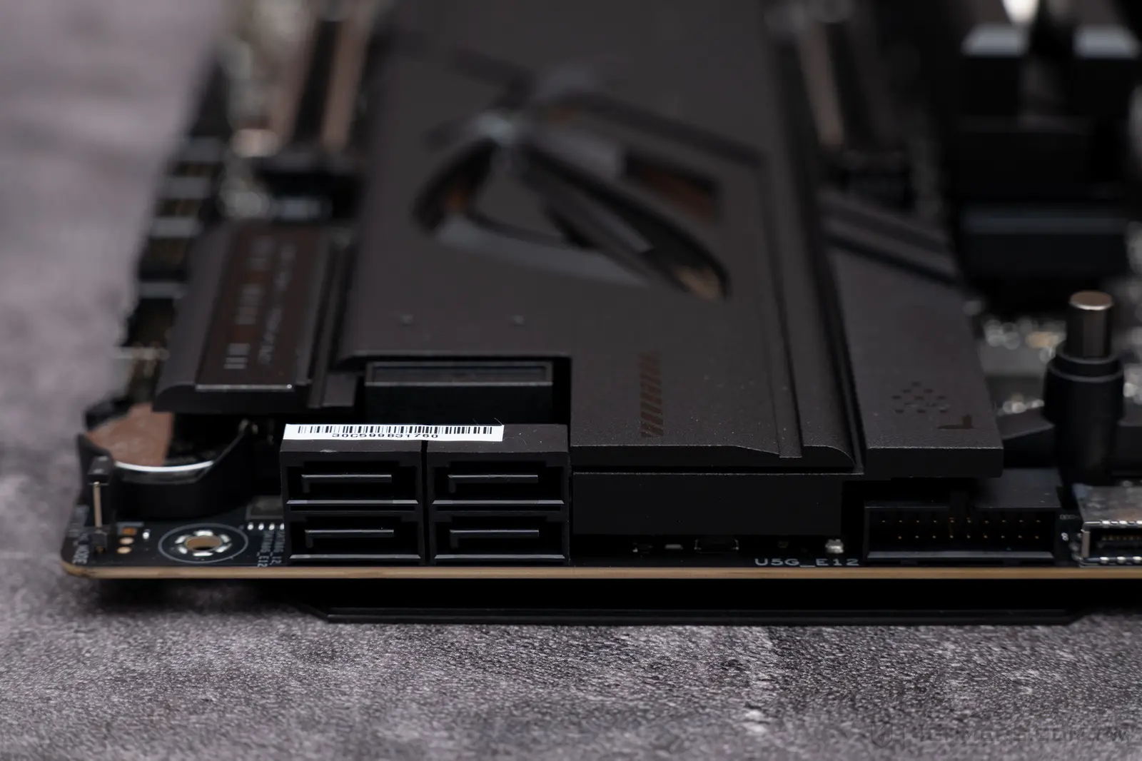 ASUS ROG Crosshair X870E Dark Hero