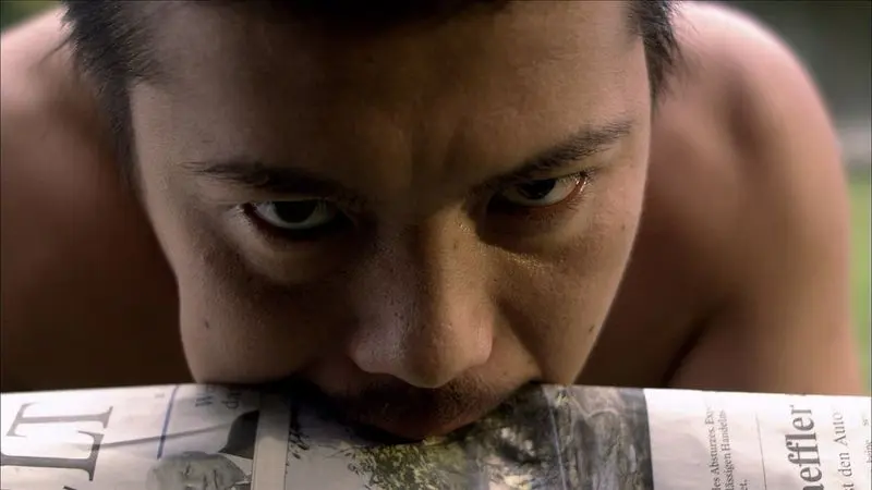 The Human Centipede 4k-03