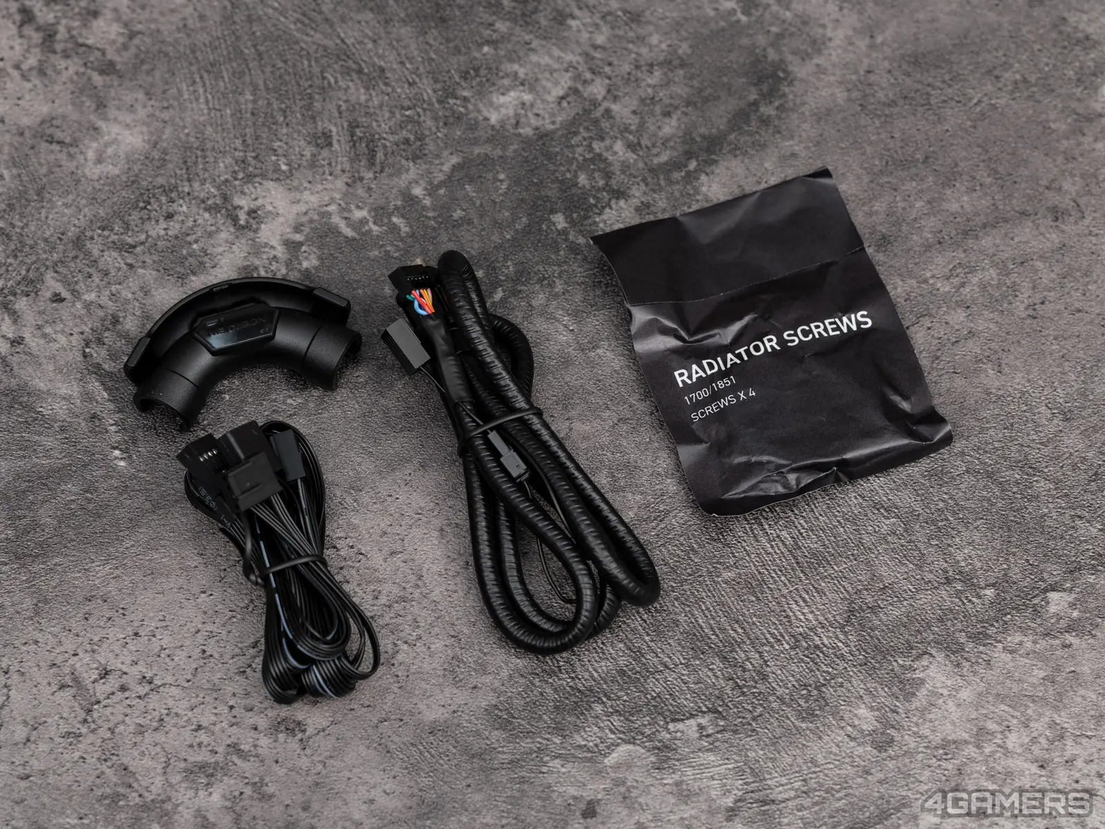 MSI MEG CORELIQUID E15 360