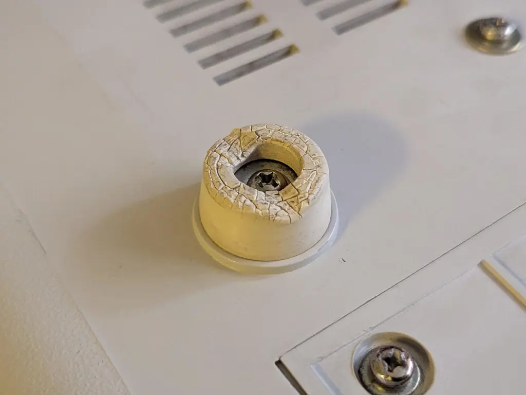 do you have an old IBM 5151, 5153, or 5154 monitor with crumbling rubber feet?…