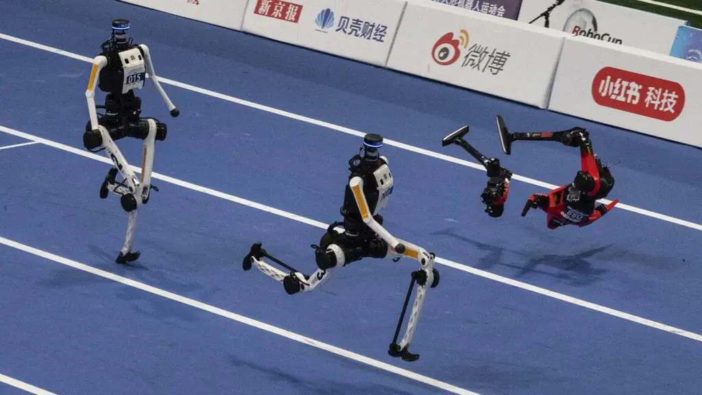 World humanoid robot games show runners breaking records, bursting into flames