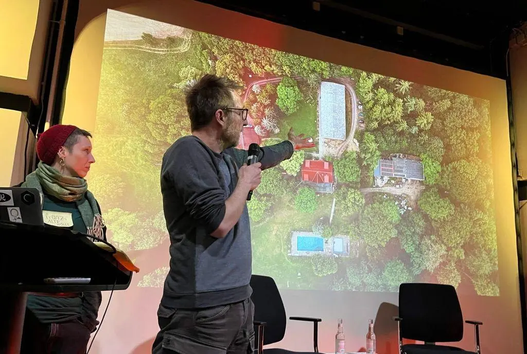 How do you build a better, more decentralized web? 🌐