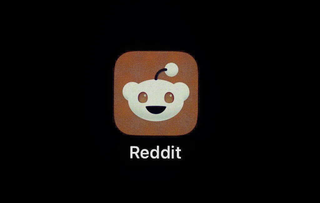 Reddit keeps weird DMCA lawsuit against web scraper alive despite Google’s loss
