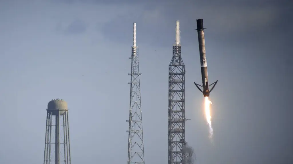 Trump admin calls for more spaceports to handle surge in launches