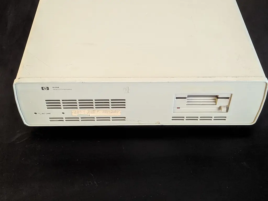 ahh, the HP 9133A - the largest and heaviest external 3 1/2" floppy drive ever…