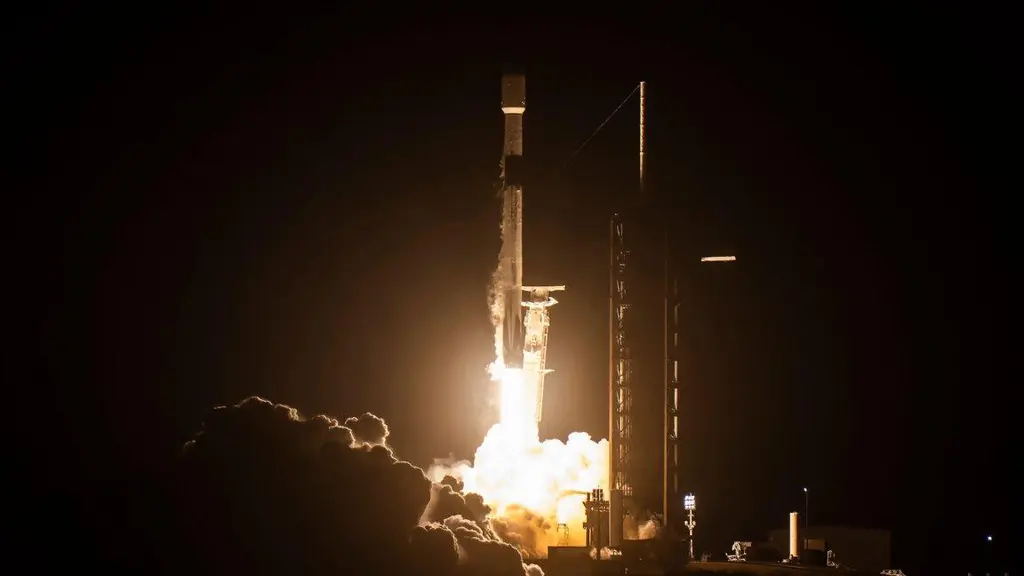 A Falcon 9 upper stage will strike the Moon in August