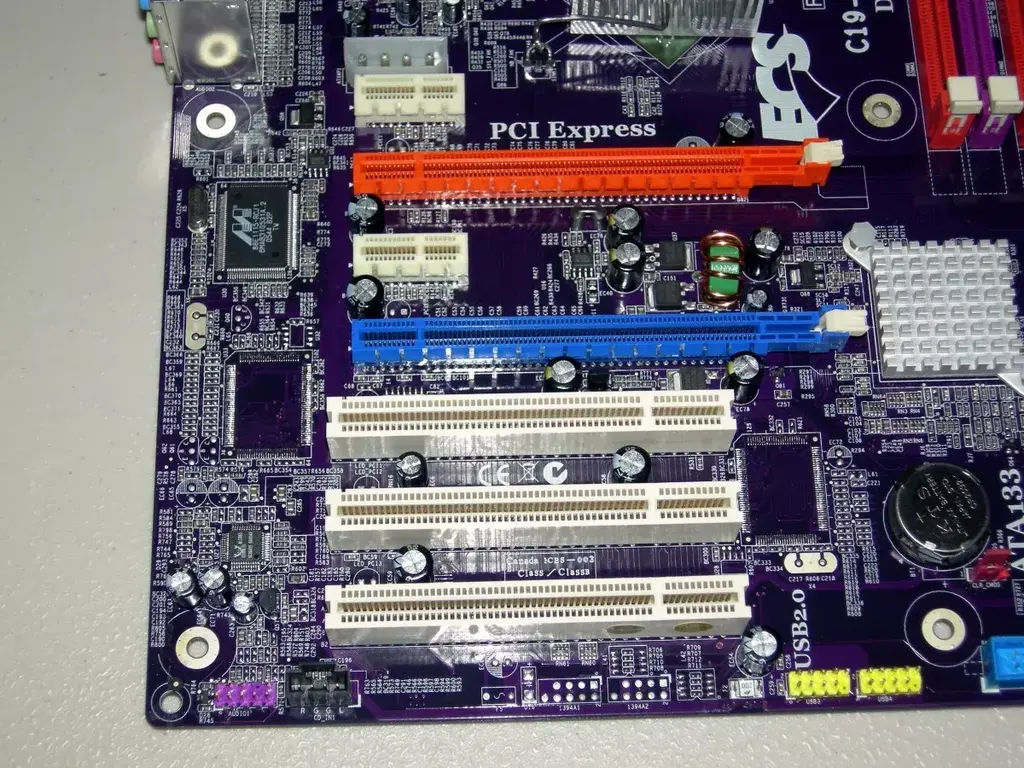 Linux 7.3 PCI Code Adds Advisory Non-Fatal Errors, Intel Dunlow Support