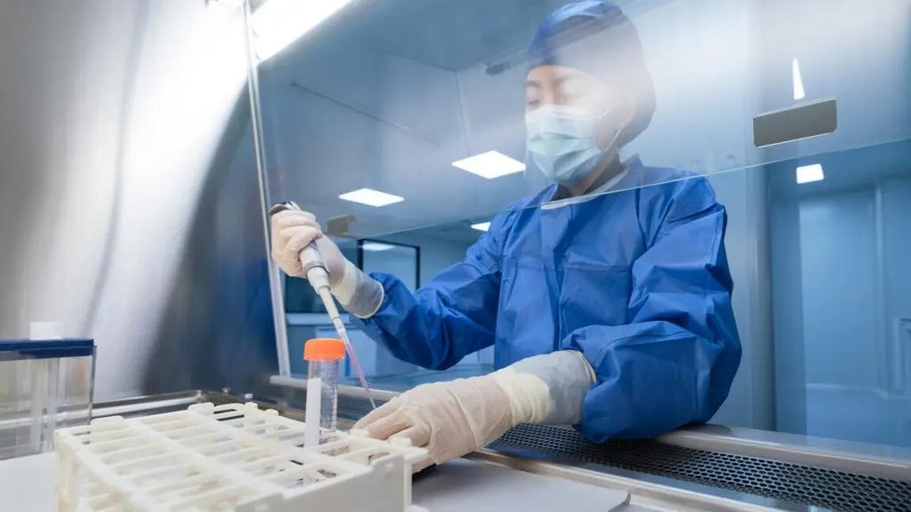 Researcher's death from undisclosed illness sparks mass quarantine in Russia
