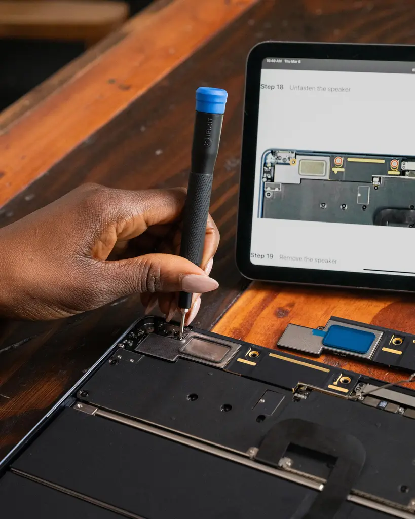 While our teardown engineers are busy cracking open the new MacBook Neo, we’re…