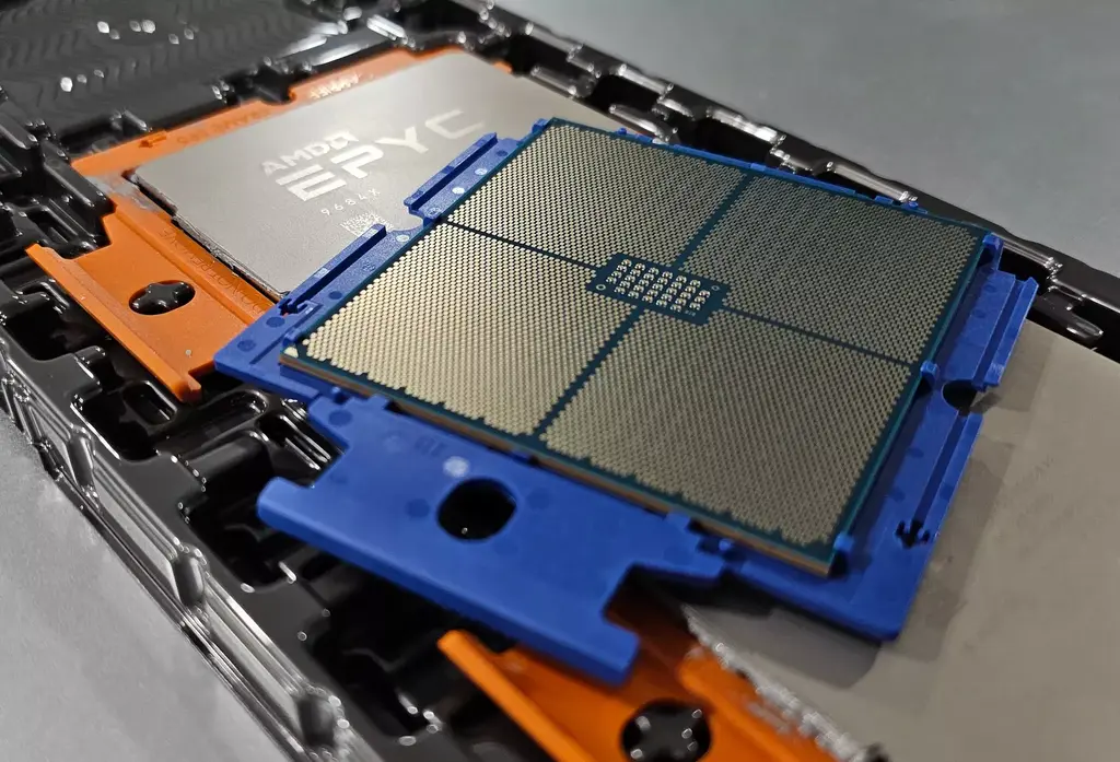 Linux Adding New Interface For Reporting AMD SEV Status