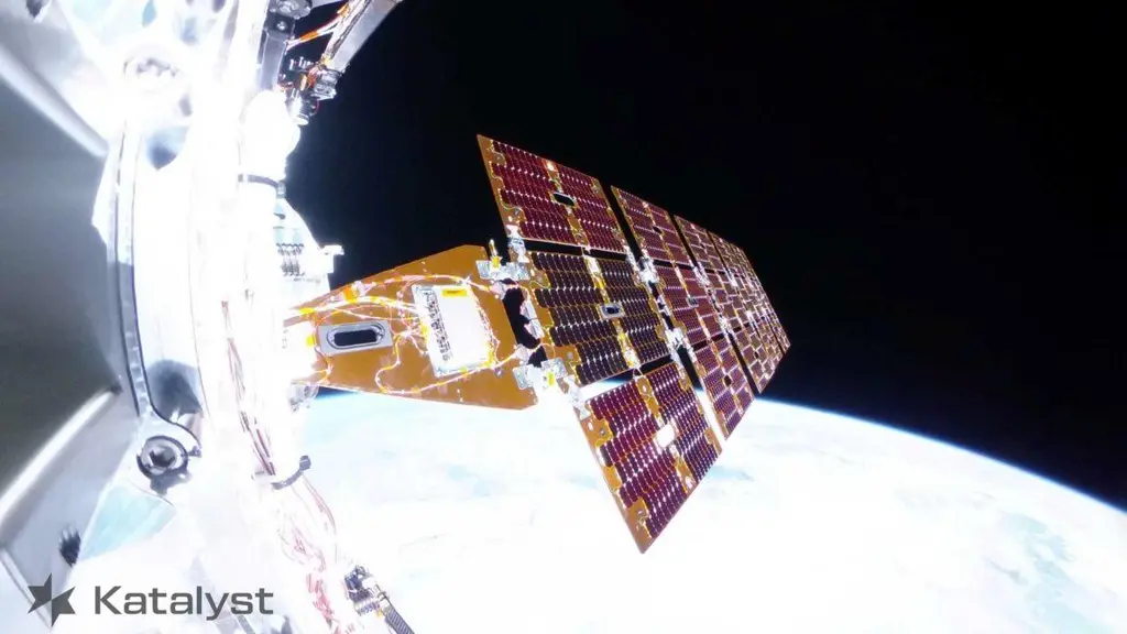Reaction wheel failures leave Swift rescue mission spinning in orbit