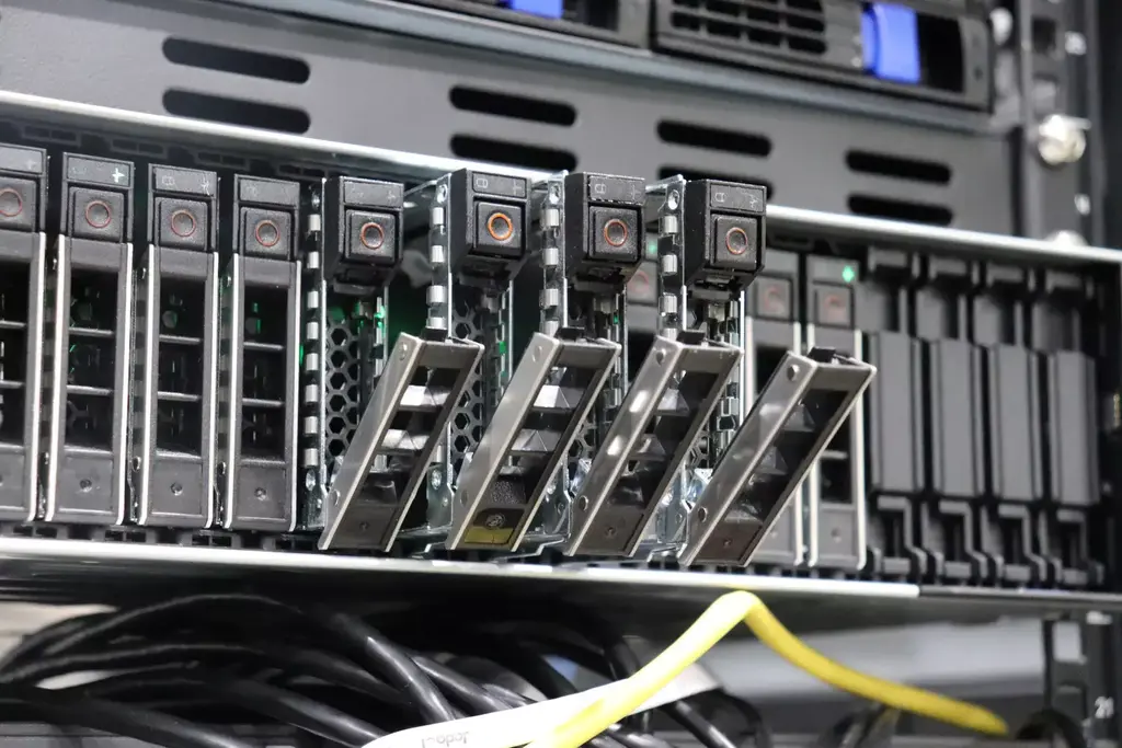 Linux 7.3 Improving RAID 5/6 Benchmark-Based Algorithm Selection