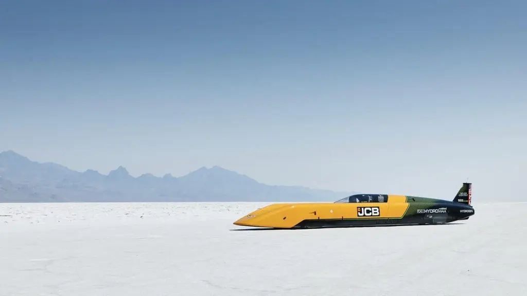 JCB sets a new 406 mph speed record for hydrogen-powered cars