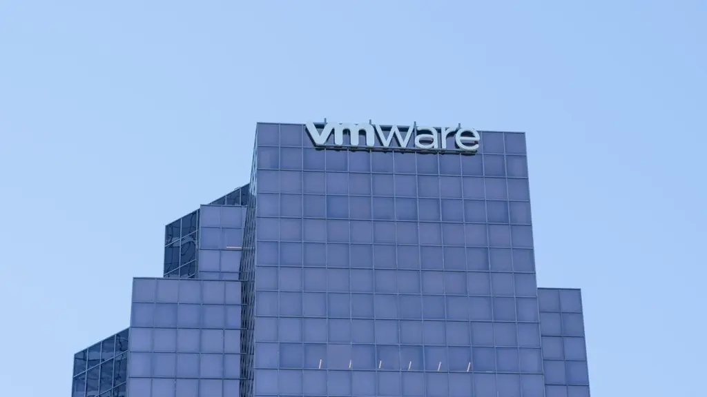 Nutanix claims it has poached 30,000 VMware customers