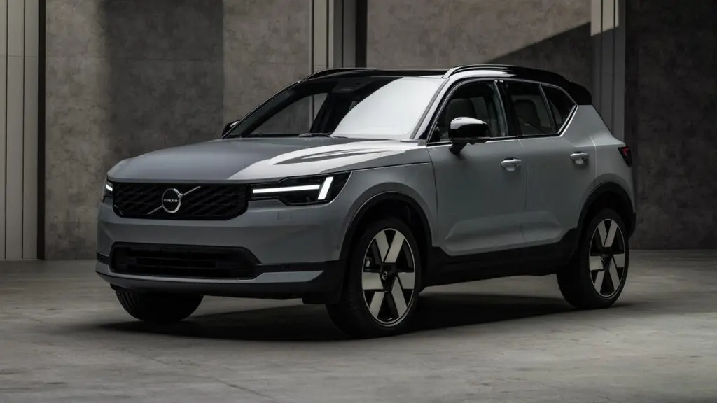 How to make a small SUV slightly smaller: The 2028 Volvo XC40