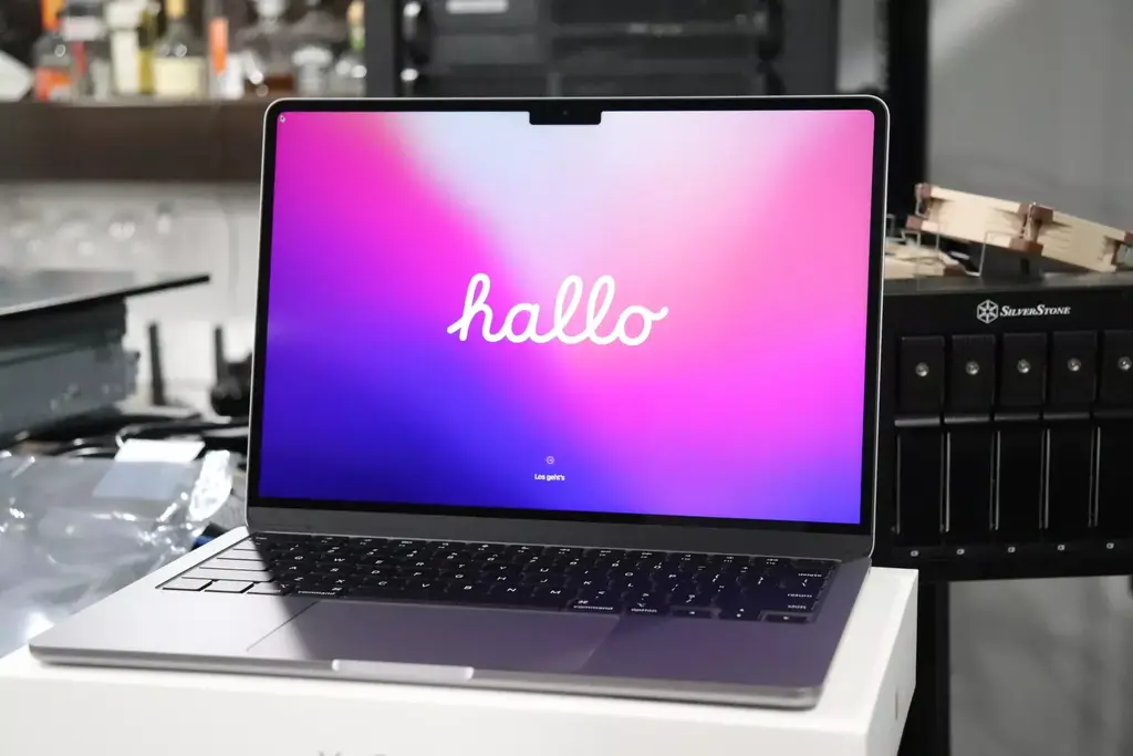 Apple NVMe Linux Driver Sees Fixes After Being Bitten By New Firmware