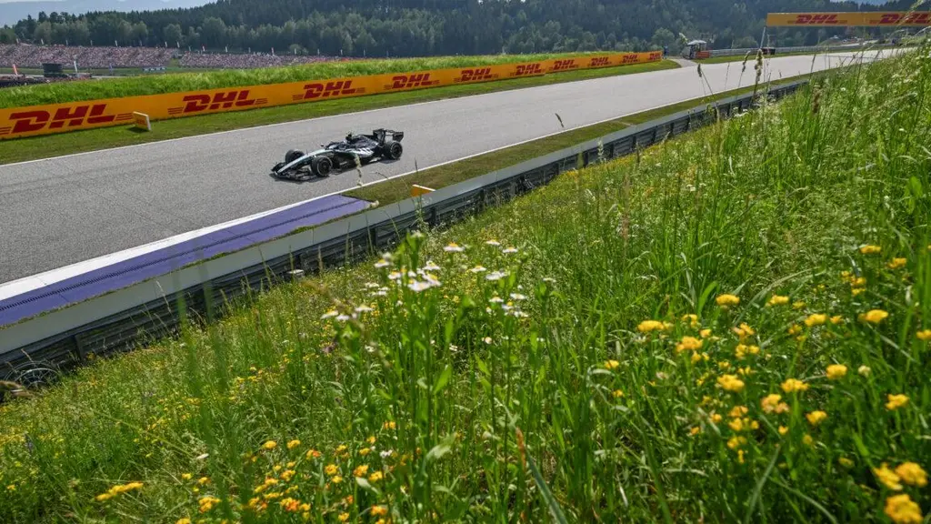 F1 in Austria: Starts off exciting, then goes the opposite way
