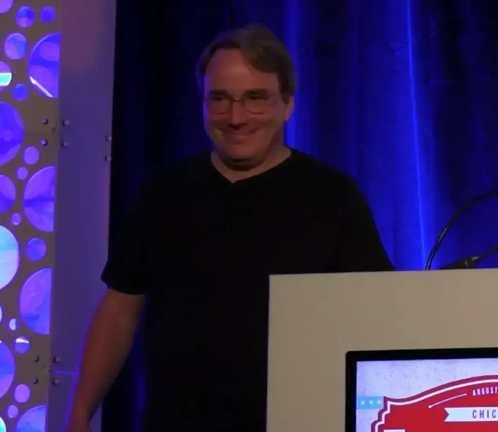 Linus Torvalds Reaffirms That Linux Is Not "Anti-AI" & Not A "Social Warrior"…