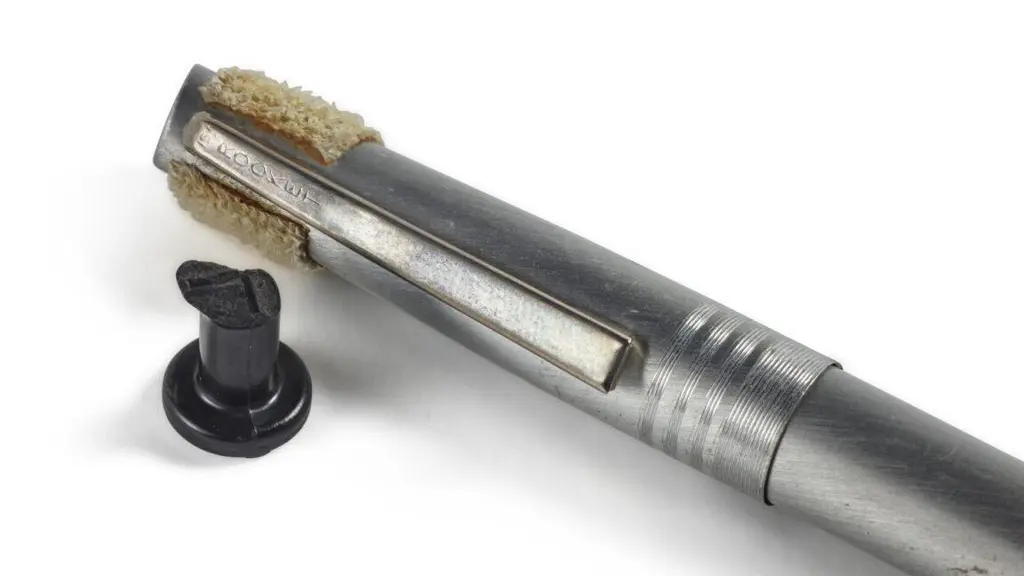 Apollo 11's broken switch and mission-saving pen sell for $860K