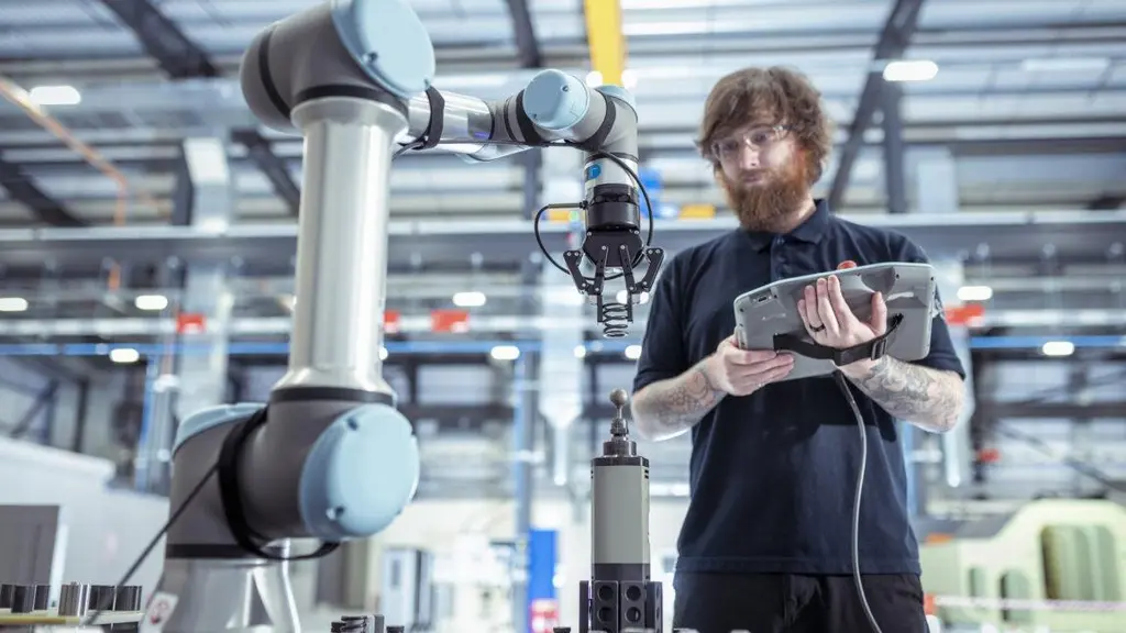 "Kinematic intelligence" helps robots learn their limits