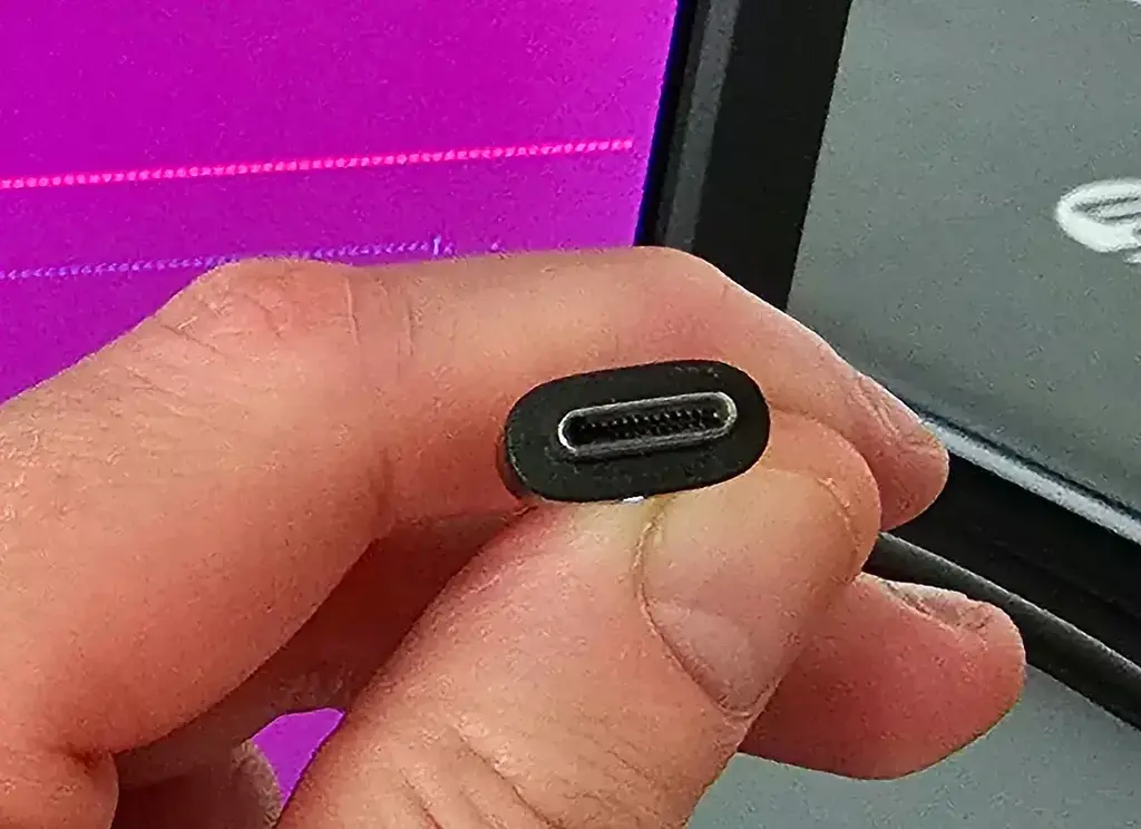Intel Prepares More Nova Lake Graphics/Display Enablement For Linux 7.3