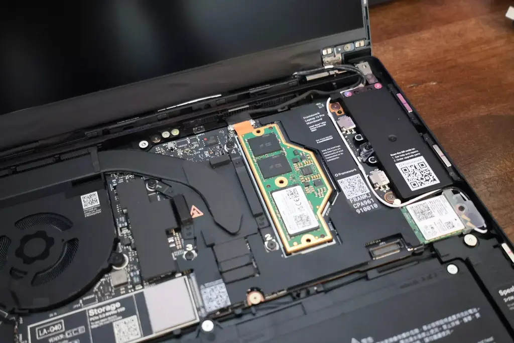Linux To Avoid Confusing Processor Firmware With Newer Intel CPUs Sporting DEC