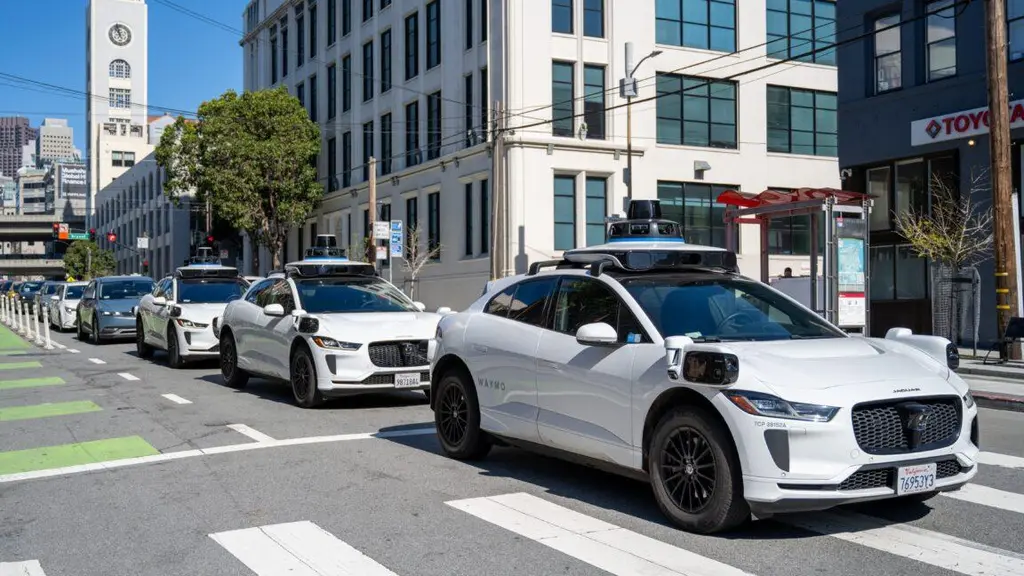 Robotaxis don't cut traffic any more than ride-hailing, study finds