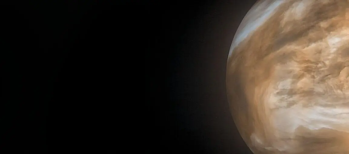 Preview image for Venus' mysterious haze is actually cosmic dust